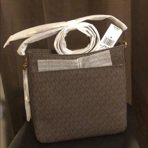 Michael Michael Kors LG Messenger bag - Picture 6 of 8
